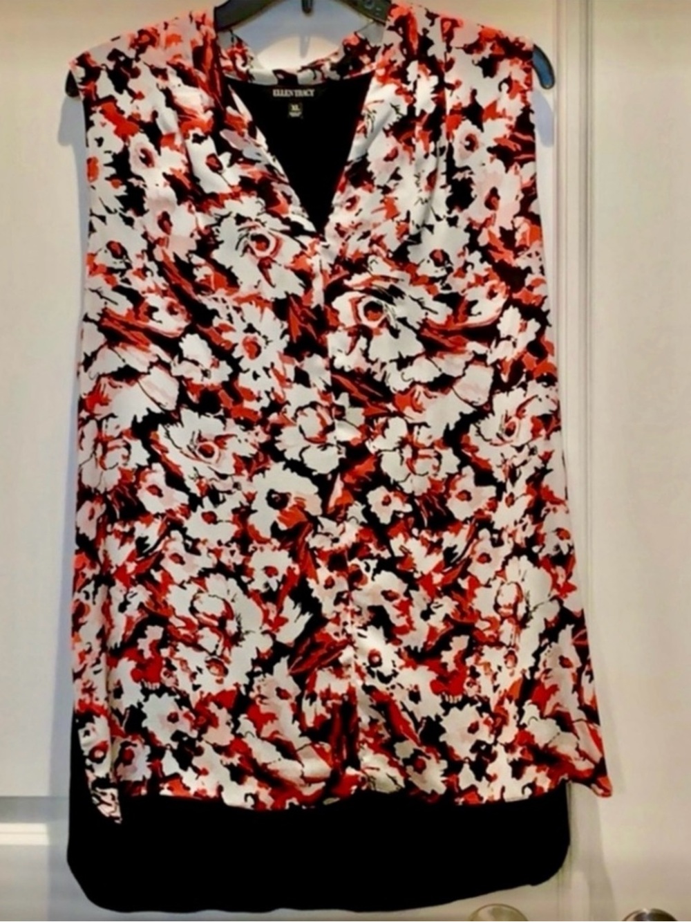 Beautiful Ellen Tracy Size XL Blouse